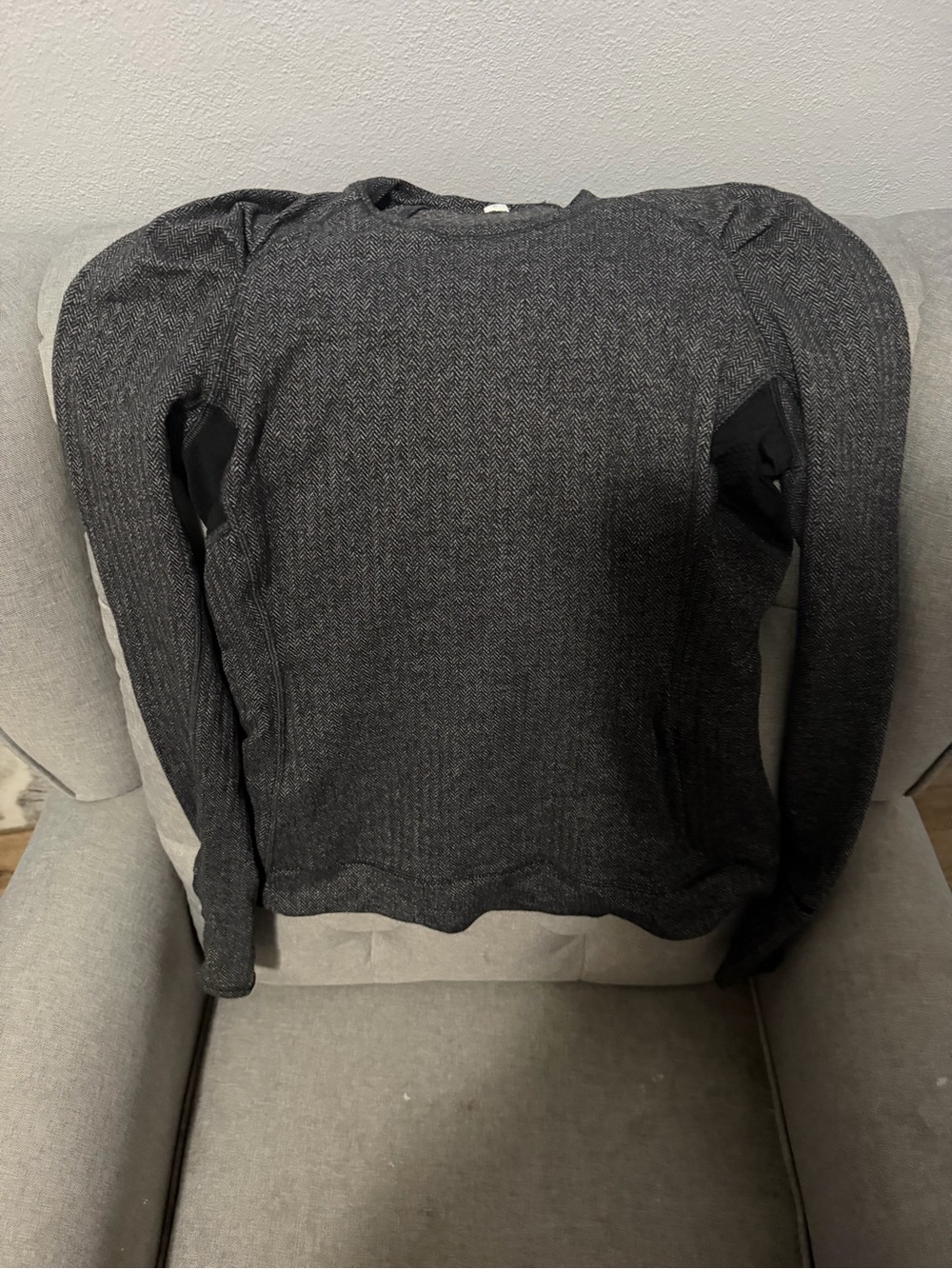 lululemon athletica Charcoal Gray Long Sleeve Pullover